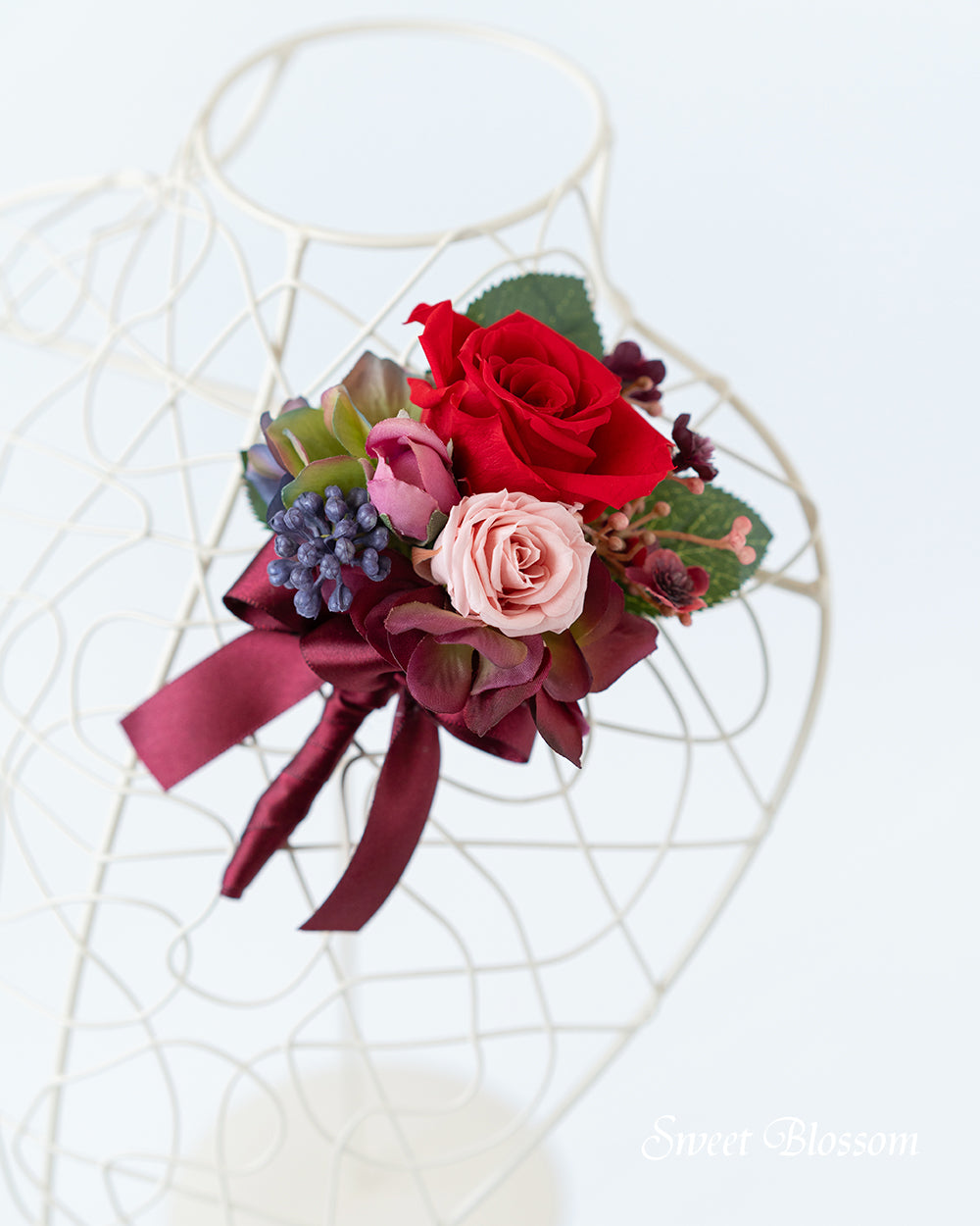 【ブリザーブドフラワー】クイーンレッドのナチュラルブーケ