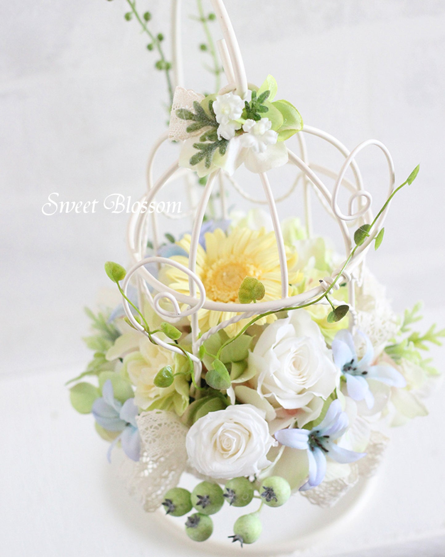 【プリザーブドフラワー】鳥かごのリングピロー