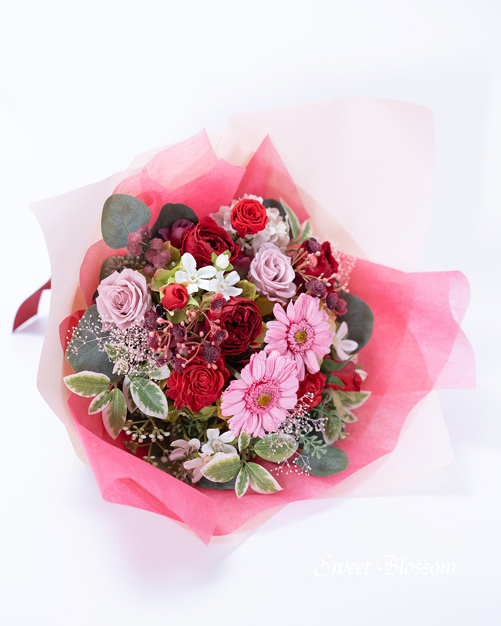 ガーベラとバラの花束 – Sweet Blossom