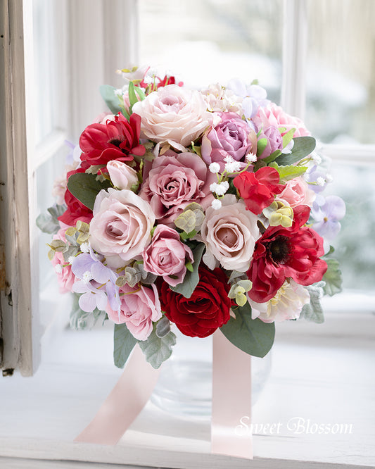 【アーティフィシャルフラワー】くすみピンクのクラッチブーケ