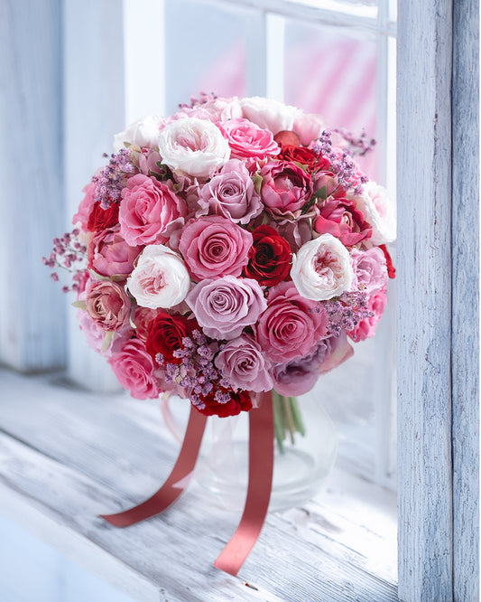 【プリザーブドフラワー】ピンクグラデーションのクラッチブーケ