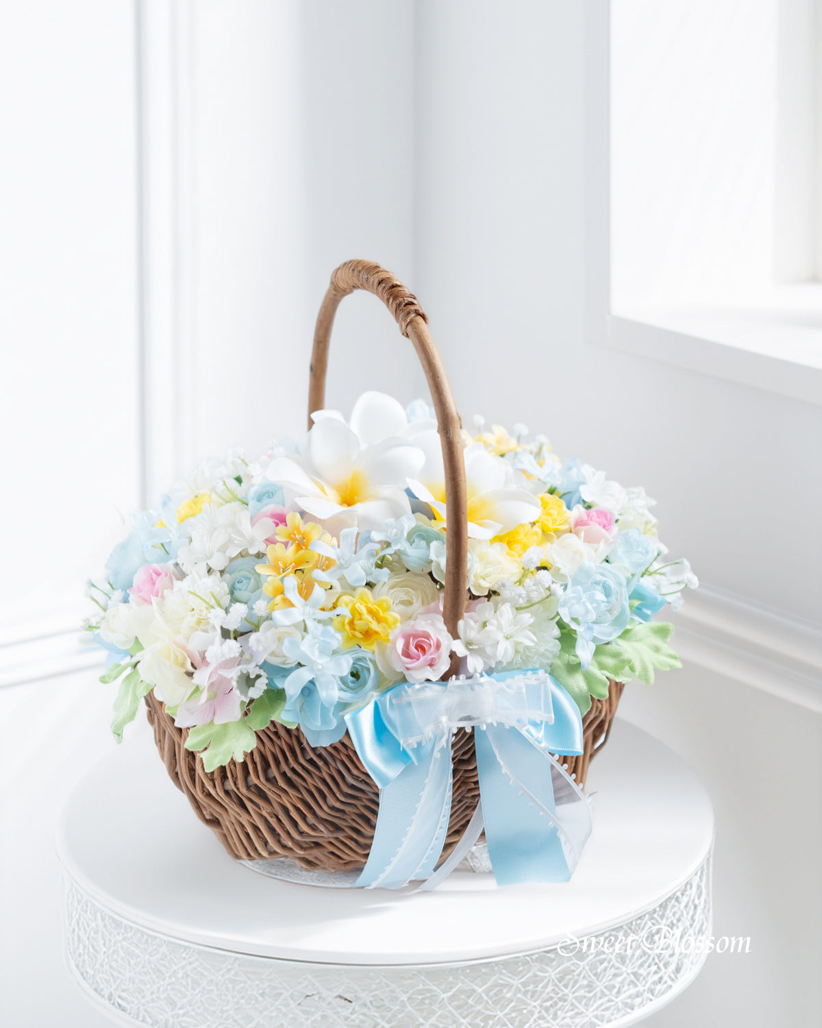 【アーティフィシャルフラワー】プルメリアのバスケットブーケ